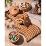 تخته سرو چوبی با طراحی منحنی و ابعاد ۳۵ در ۱۸ سانتی‌متر