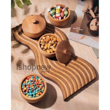 تخته سرو چوبی با طراحی منحنی و ابعاد ۳۵ در ۱۸ سانتی‌متر