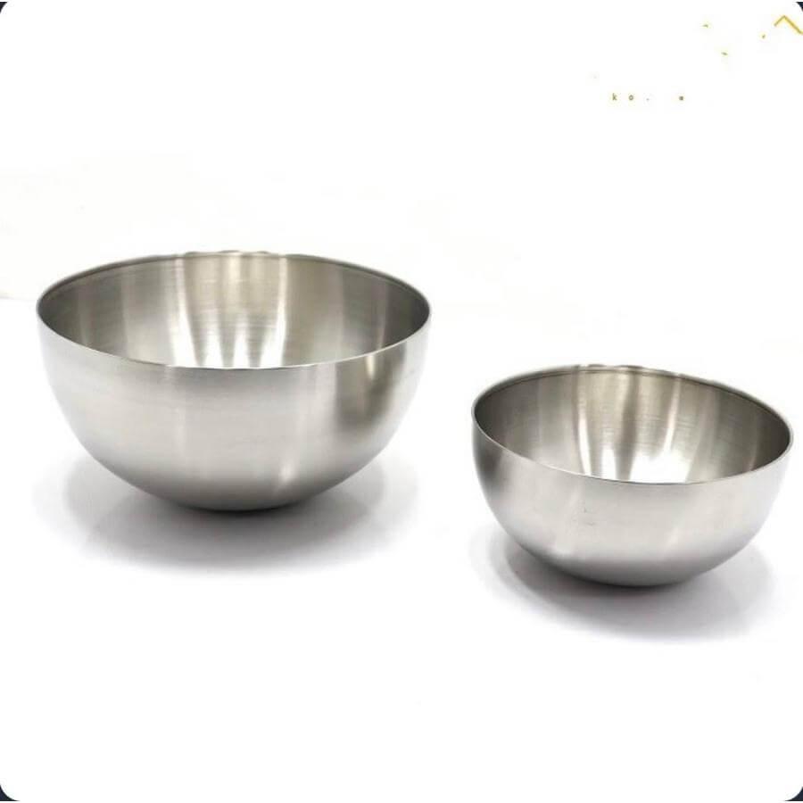 کاسه استیل در سه سایز کاسه استیل در سه سایز با قطر ۱۵، ۲۰ و ۲۵ سانتیمتر